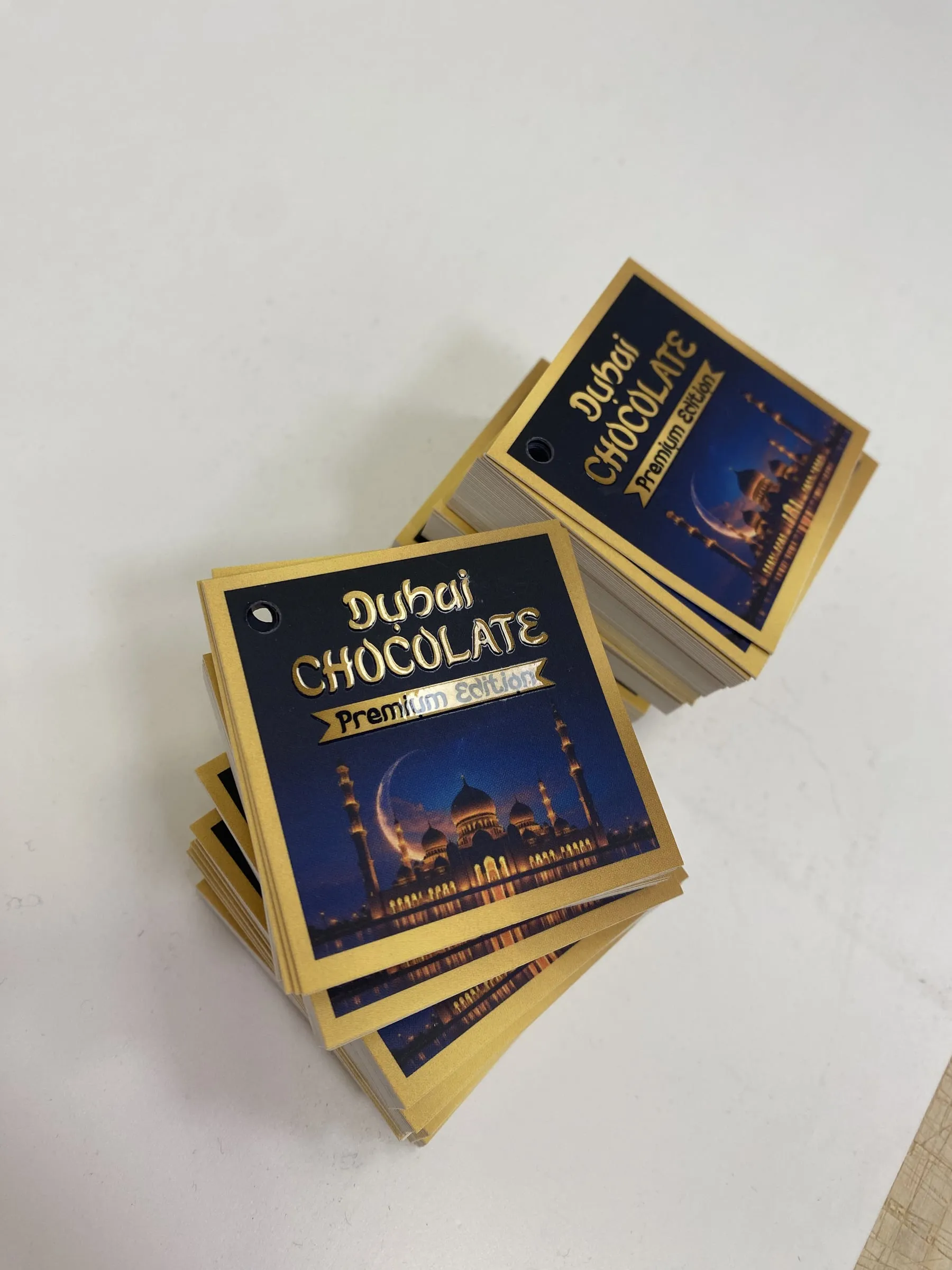 Etykiety produktowe Dubai Chocolate